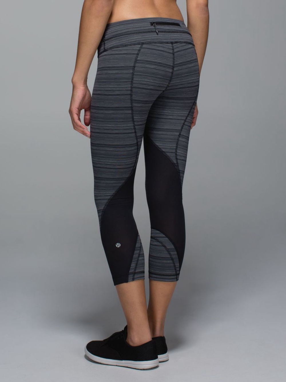 Lululemon Run: Inspire Crop II (Mesh), Gray & Black, Size 6